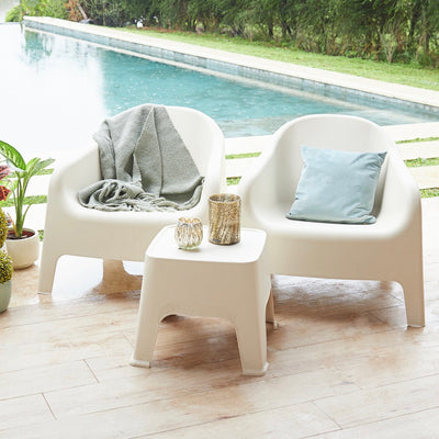 Set of 4 Outdoor Armchair + Side Table